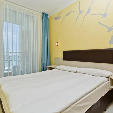 Ξενοδοχείο Blue Pearl 4*