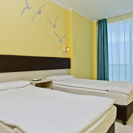 Ξενοδοχείο Blue Pearl 4*